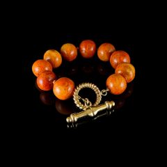 Vintage 18KT Gold Apple Sponge Coral Bead Bracelet