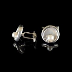 Vintage Silver & Pearl Disc Cufflinks Side