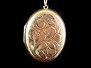 Vintage 9ct Gold Oval Picture Locket