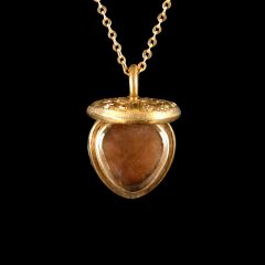 Antique 9CT Gold Heart Picture Locket Open