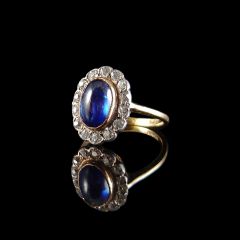 Antique 18ct Gold Sapphire and Diamond Oval Engagement Ring - Side