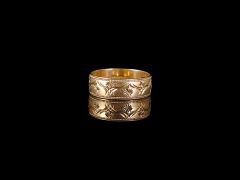 Vintage 9ct Gold Engraved Wedding Ring